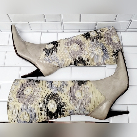 DIBRERA by Paolo Zanoli Soft Gray Leather High Heel Boot Pointed Toe Floral Plea - Picture 8 of 10